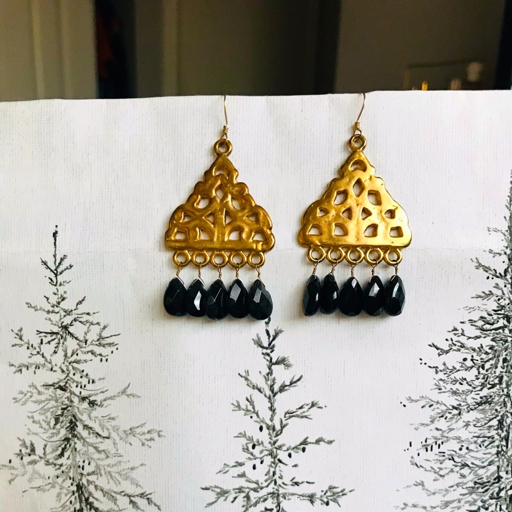 Anthropologie black onyx chandelier drop earrings 🖤